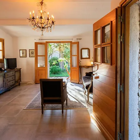 Domaine Pardini Feriehus